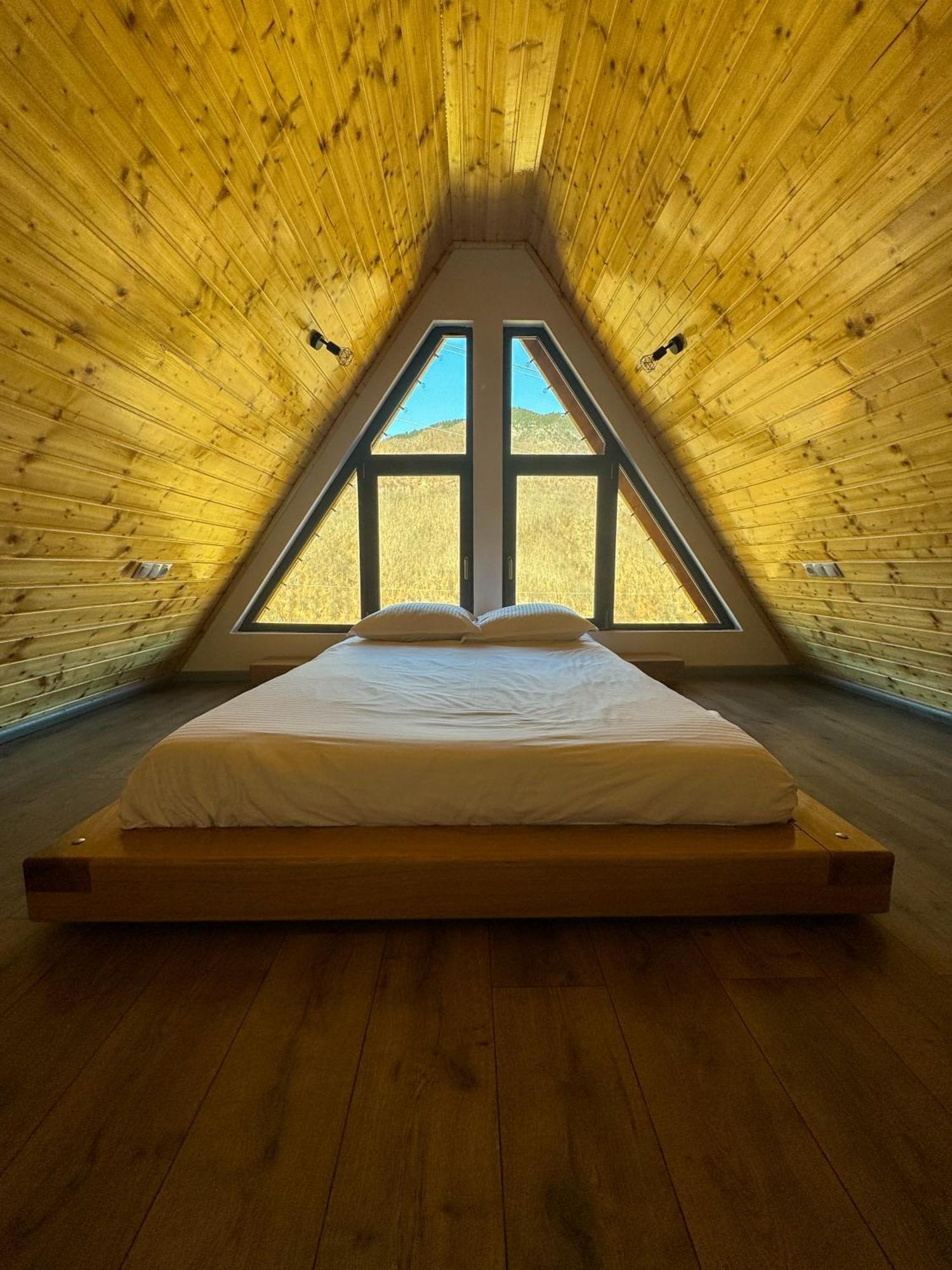Wild Cabin Malaia Esterno foto